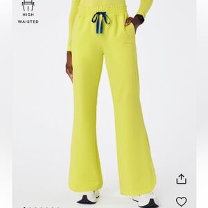 Figs High-Waisted Marseille Scrub Pants In Serving Lime Neon Yellow Size S Tall